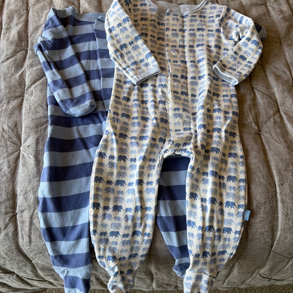 Magnetic Me Footed Sleepers (2) 3-6m